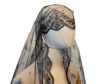 Antique Spanish Mantilla Black Lace 220x100 Cm, Catholic  display picture 1