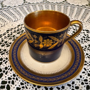 Sèvres Porcelain Coffee Cup “Service de la table du Roi” — Exotic Gilded Foliage, 1830