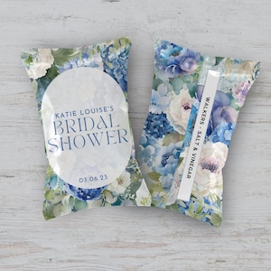 Sac à puces pour la douche nuptiale bleu hortensia, étiquette de paquet florale EVJF, fleurs peintes brunch DIY, modèle canva paquet de collation - BH1
