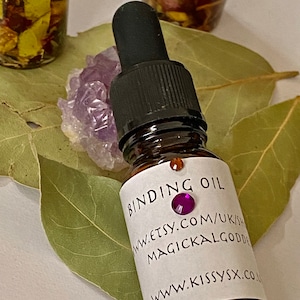 Divine Hoodoo Binding Oil 10ml. Magick Perfume Oil, Magick Perfume Oil, Herbal Oil 10ml Bottle. - With Herbs and Roots. Love, Money