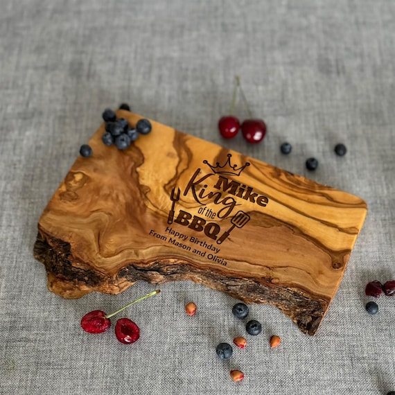 Personalised BBQ King Board - Unique Birthday Surprise for Dad, Husband, or Son Perfect BBQ Gift for Him, Luxury Olive Wood Board