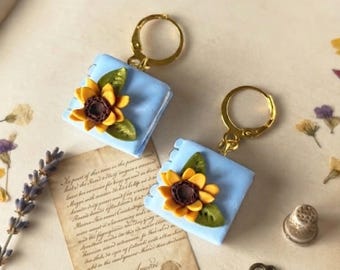 Sonnenblume Buch Ohrringe - Cottagecore Schmuck, Bücherwurm Geschenk für Leser, Miniatur Buch Ohrringe