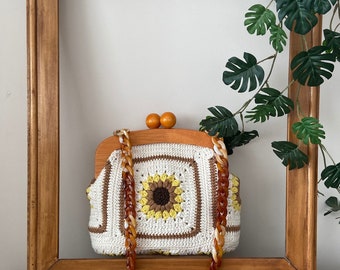 Sunflower Crochet Bag, Handmade Afghan Granny Square Purse, Wooden Crochet Purse for Women, Boho Gift Idea, Unique Gift for Her