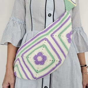 Handmade Daisy XL Bum Bag, Bohemian Granny Square Crochet Bag Fanny Pack, Perfect for Festivals, Unique Gift for Her,  Fanny Bag for Her