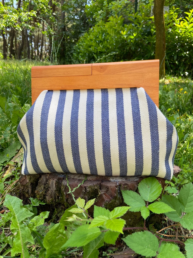 Canvas Bag	Evening Clutch	Wedding Clutch	Party Clutch	Weekender Bag	wooden clutch	navy blue clutch	wooden bag handles	wooden purse	vintage clutch purse	wooden frame	boho clutch bag	red clutch