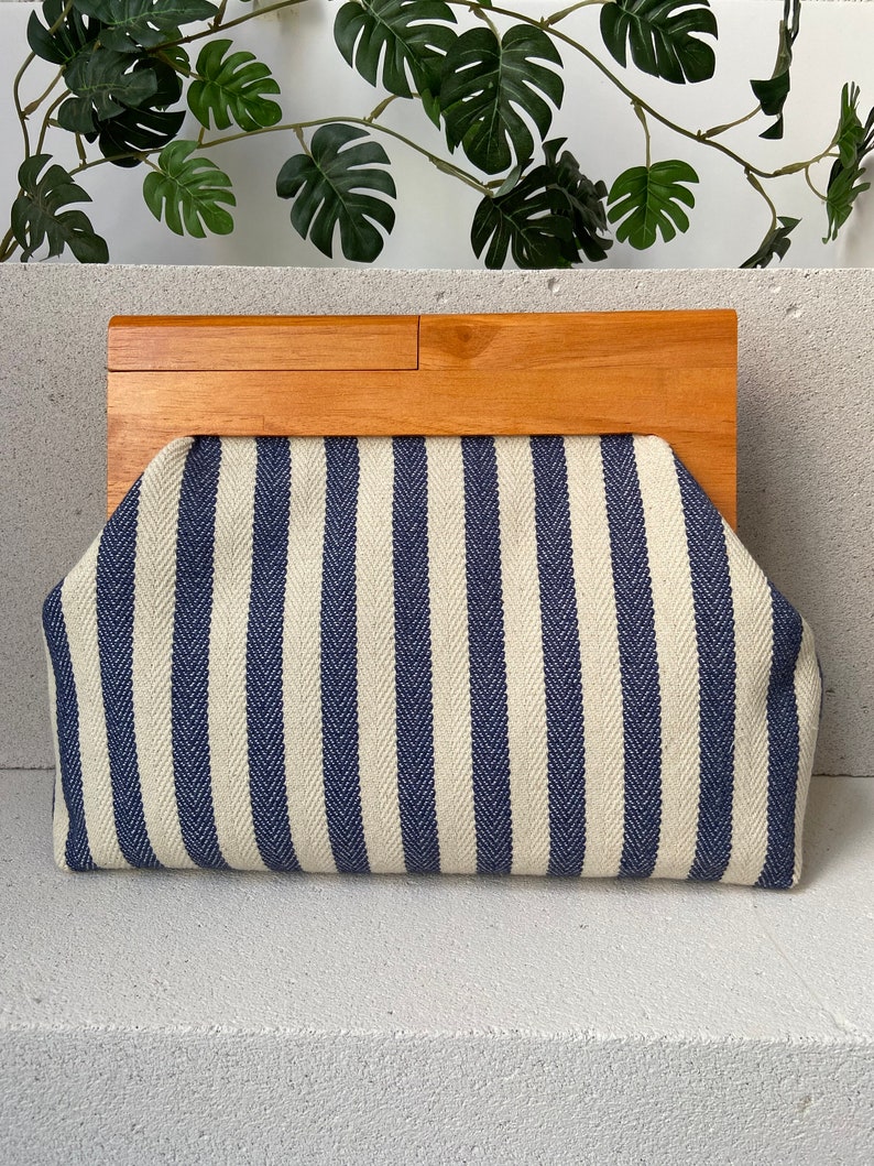 Canvas Bag	Evening Clutch	Wedding Clutch	Party Clutch	Weekender Bag	wooden clutch	navy blue clutch	wooden bag handles	wooden purse	vintage clutch purse	wooden frame	boho clutch bag	red clutch