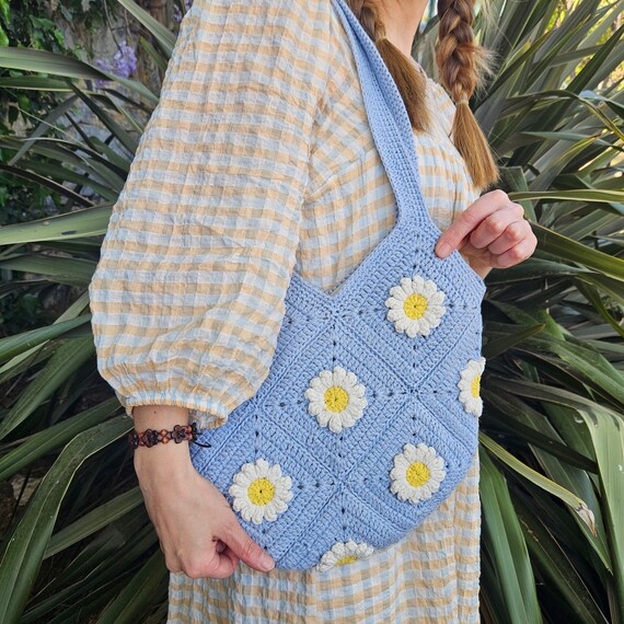 Handmade Blue Crochet Daisy Bag Hand-Knitted Crossbody Bag Dark Blue,1X Single Shoulder  main image 3