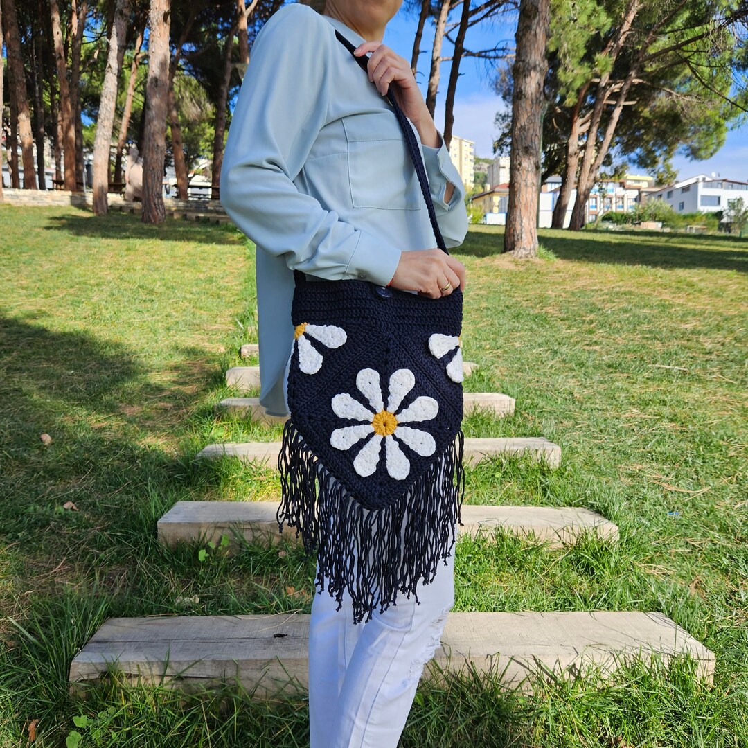 Daisy Crochet Bag, Blue Navy Handmade Tote Purse, Crochet  display picture 3