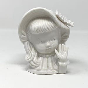 Vintage Ceramic Ardalt Girl Vase 5”