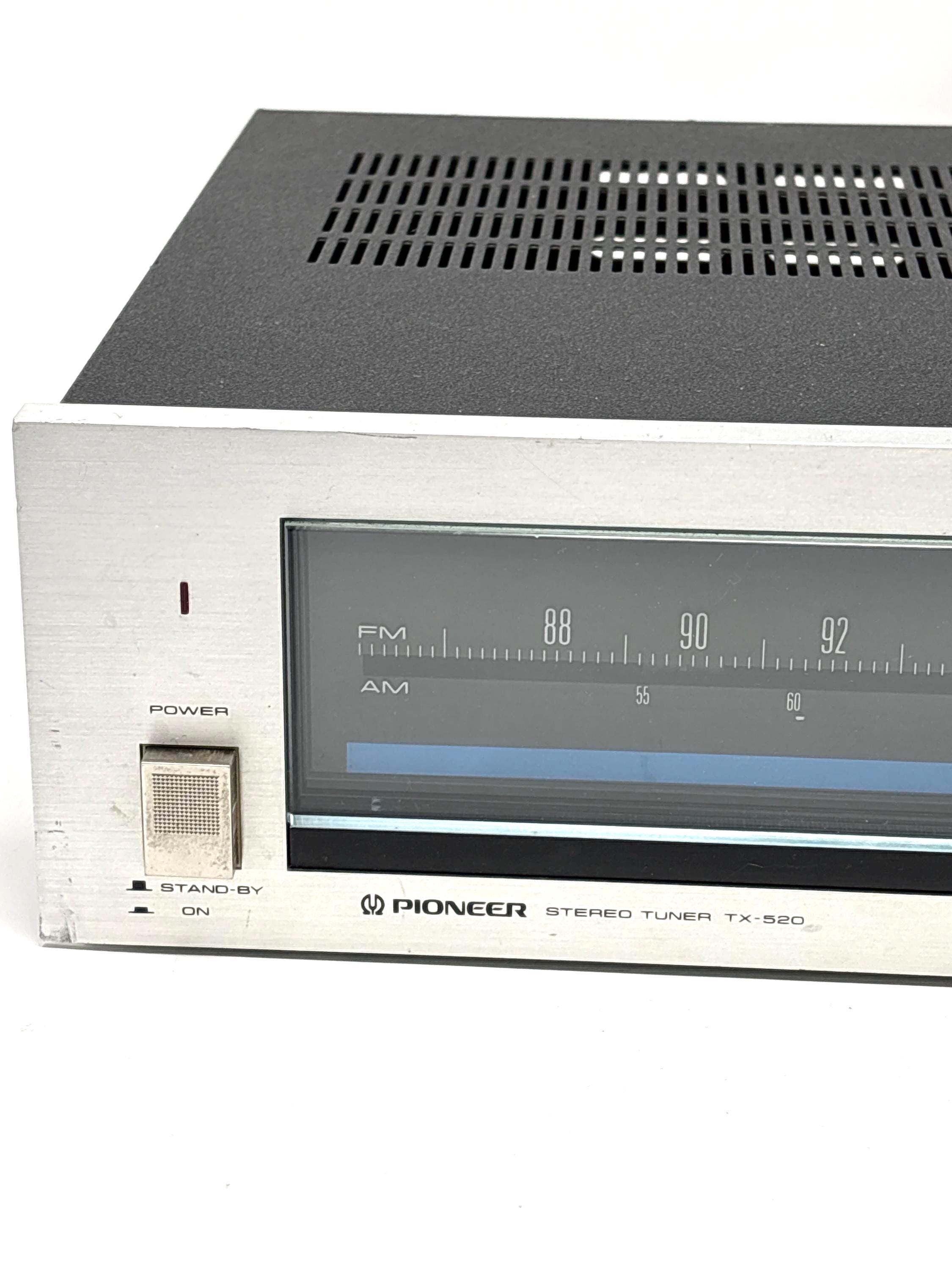 Vintage Pioneer TX-520 AM/FM Stereo Tuner Japan Works Mono Stereo Vintage Pioneer TX-520 AM/FM Stereo Tuner Japan Works Mono Stereo