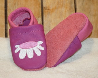 Lederpuschen Blume Einzelgrößen 19 - 29, individuell bestickt und personalisierbar, Krabbelschuhe für Babys u Kleinkinder, Schuhe für Kita