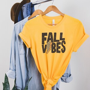 Retro Fall Vibes T-shirt, Women&#39;s Cute Fall Shirt, Thankful Thanksgiving Shirt, Leopard Halloween shirt, Halloween autumn shirt