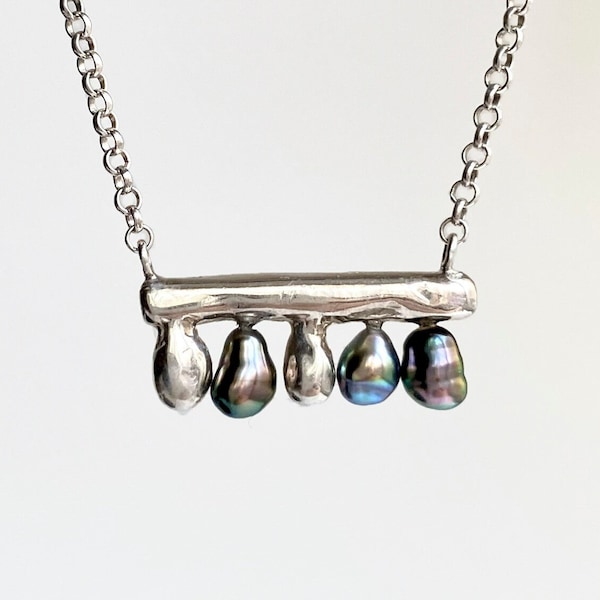 Collier de perles keshi de Tahiti irisées rares, pendentif de perles baroques inhabituel