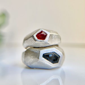 New Arrival! Chunky Geometric Signet Ring with Hexagon/Pentagon Black/Orange/Red/Pink Spinel Band
