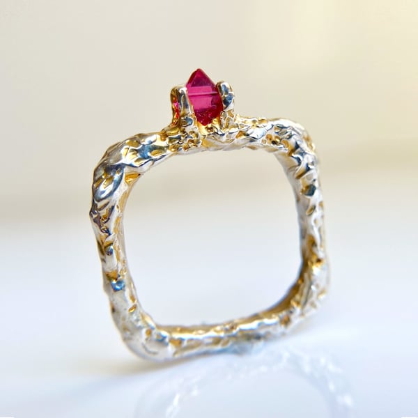 Fiery Elegance, Solitaire Ring with Octahedral Raw Red Spinel and Unconventional Square Textured Band, Made to order