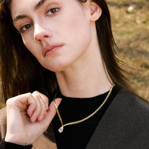 Collana a goccia con zirconi cubici / Catena piatta a forma di serpente / Catena a spina di pesce delicata e impermeabile / Regalo per lei