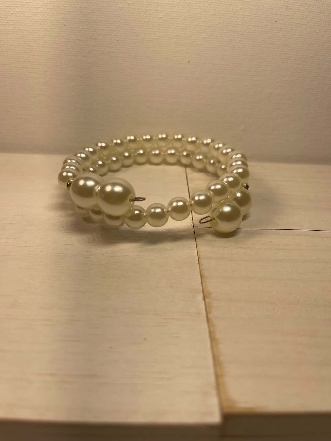 Small Large Beaded Bracelet/faux Pearl / Statement Bracelet/memory Wire