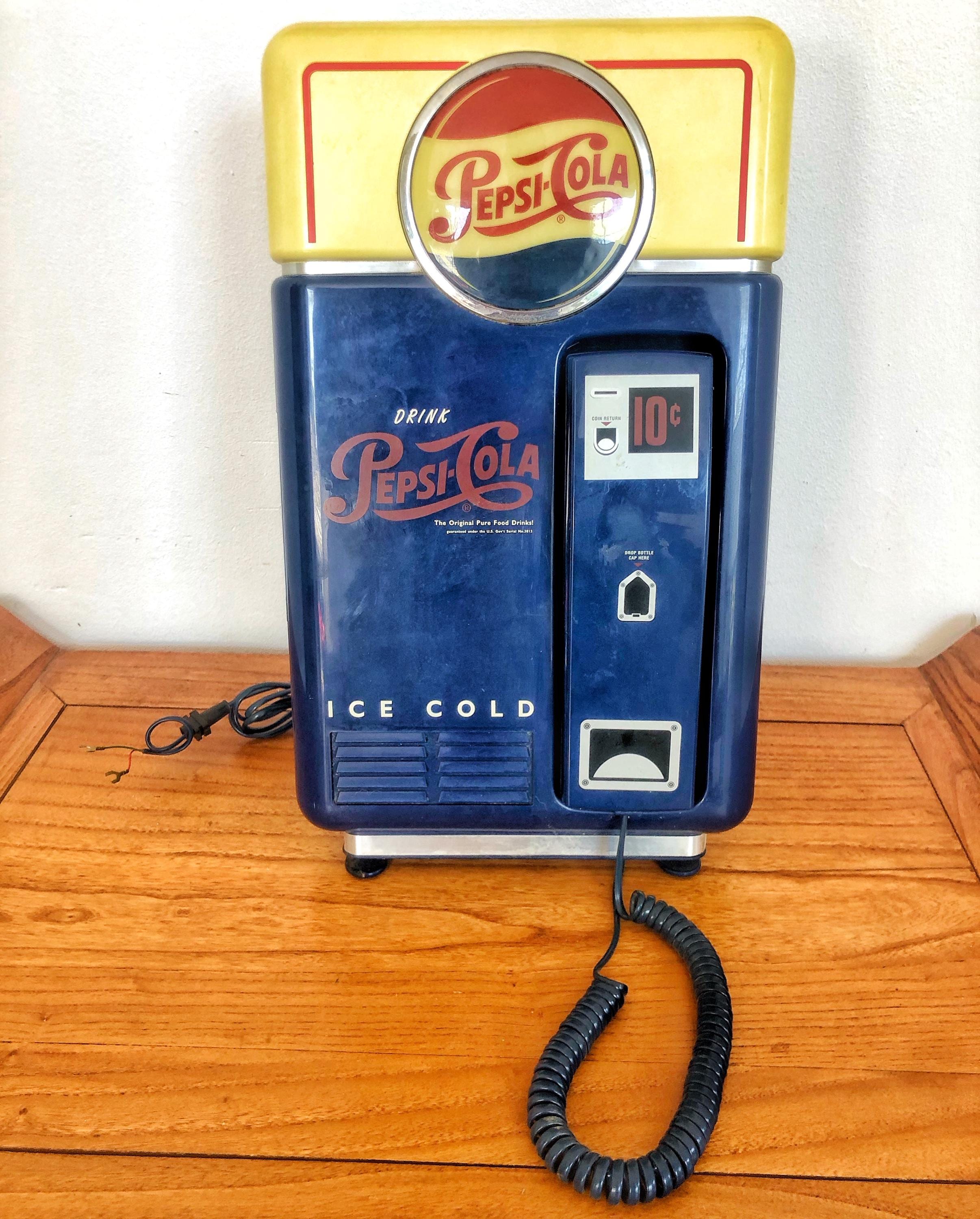 【雑貨屋50s】コカコーラ ファウンテンマシン　レプリカ 楽天市場】コカ・コーラ パーソナル 6缶 ミニ 冷蔵庫 冷温庫
