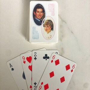Casamento do Príncipe Charles e da Princesa Diana (29 de julho de 1981) cartas de baralho comemorativas Em perfeitas condições!!