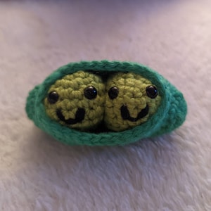 Crochet Peas in a Pod