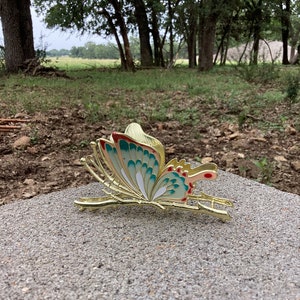 Butterfly hair claw