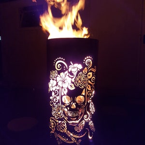 Motif fire barrel, round fire barrel, decorative fire barrel, fire basket, fireplace with motif &quot;Skull & Flowers&quot;
