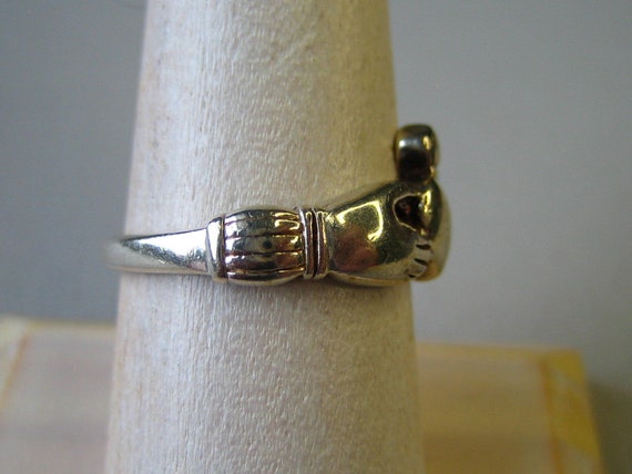 Vintage Sterling Silver Claddagh Ring - image 2