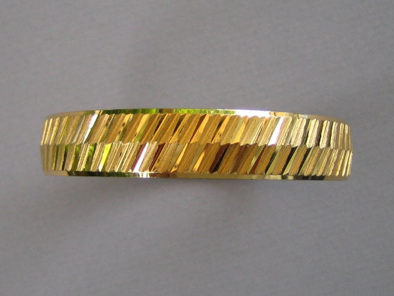 Vintage Crown Trifari Gold Tone Bangle Bracelet - image 3