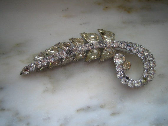 Vintage Silver Tone & Rhinestone Leaf or Feather … - image 1