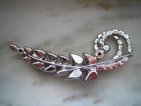 Vintage Silver Tone & Rhinestone Leaf or Feather … - image 2