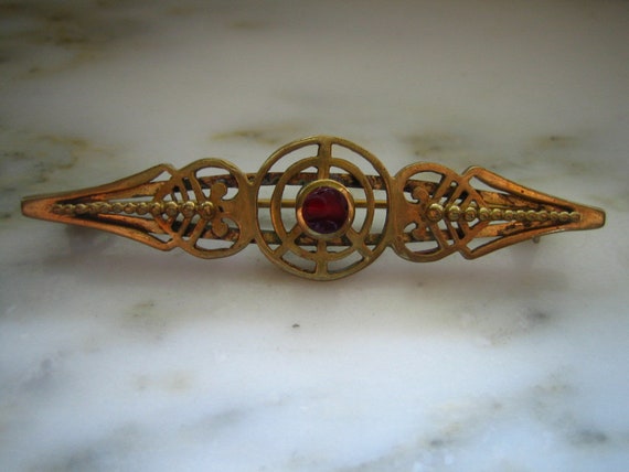Antique Gold Tone & Red Enamel Bar Pin or Brooch - image 1