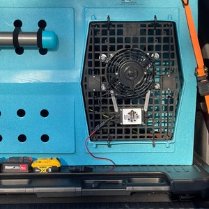 Crate/Kennel fan with 12ft Cigarette lighter