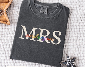 Custom Name Lesbian Wedding Shirt| Lesbian Couples Shirt| Custom Lesbian Wedding Gift| Lesbian Anniversary| LGBTQ Newlywed| Two Bride Tee