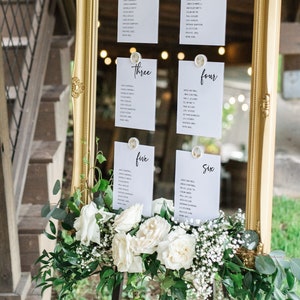 Modello di carte per grafici dei posti a sedere per matrimoni, carte per grafici dei posti a sedere per matrimoni minimalisti, cartello per grafici dei posti a sedere per matrimoni minimali, cartello per trovare il tuo posto, M8