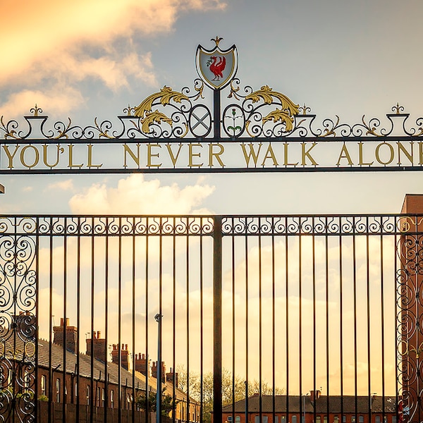 Bill Shankly Gates A4/A3 Prints