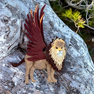 Griffin Felt Sewing Pattern PDF | Griffon Plush DIY Tutorial | Mythical Creature Pattern | Fantasy Animal Felt Toy