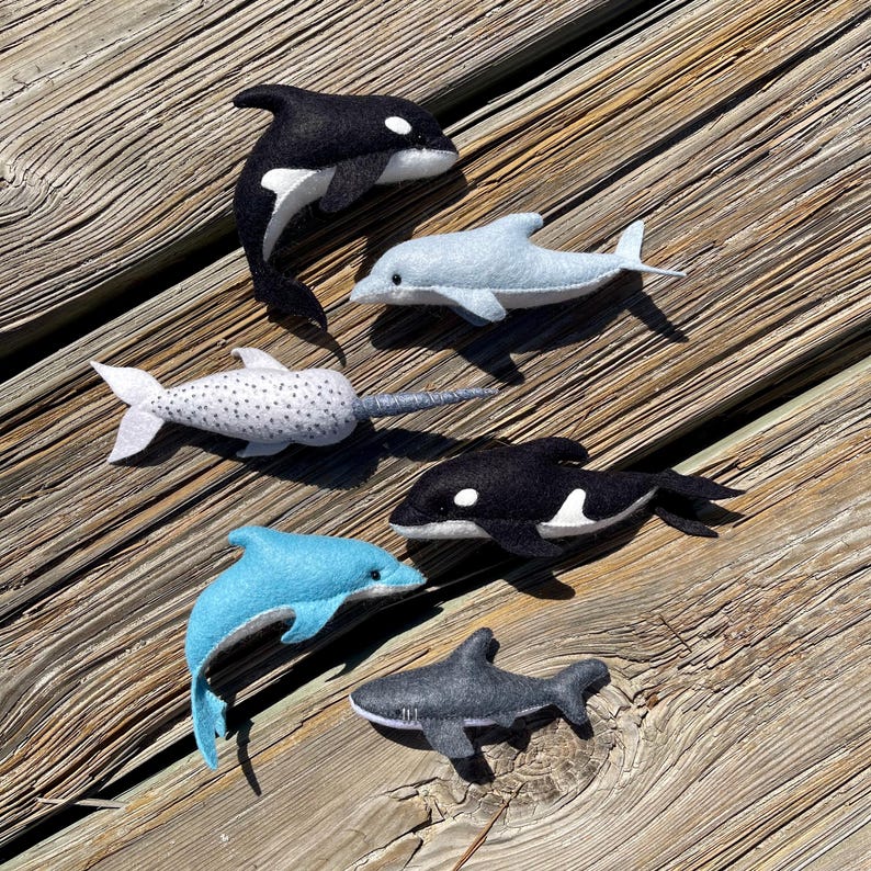 Felt ocean animals sewing pattern PDF, whale dolphin orca crab turtle ray seahorse, handmade plush toys