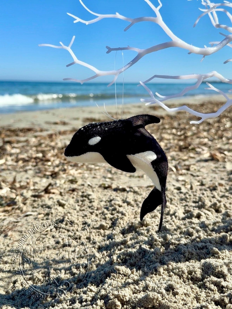 Felt orca sewing pattern PDF, killer whale plush toy, ocean animal handmade felt tutorial