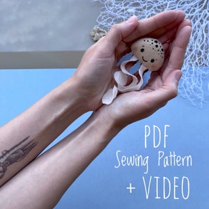 Cute Jellyfish PDF Sewing Pattern. Felt Toy Easy Pattern. Ocean Creatures Ornament Pattern DIY. Sea Animals Pattern. Nautical nursery decor