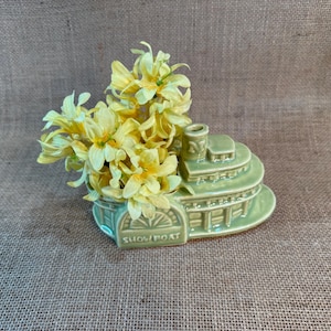 Vintage McCoy Show Boat planter, green