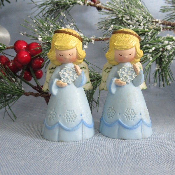 Pair of Vintage Hallmark Merry Miniature Christmas Angels, blue holding snowflake, 1980