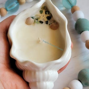 Seashell Soy Candle: Azure Coast Scent, Moss Agate & Sea Star