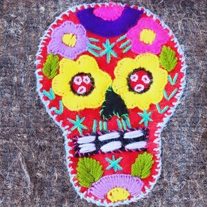 HandCraft Natural Wool Shoulder Bag, Hand Embroidered with a beautiful Mexican Catrina Skull, Pom Pom Design,Wool Tote Bag image 3