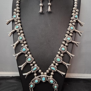 HTF Vintage bijpassende Navajo turkoois sterling pompoenbloesem ketting en oorbellen set
