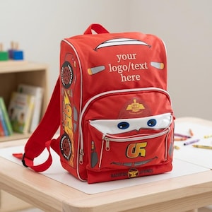 Può includere: Un set di tre tazze in ceramica con finitura opaca e macchiettata. Ogni tazza presenta un colore diverso: azzurro, crema e grigio. Le tazze hanno un design semplice e moderno e un manico comodo.