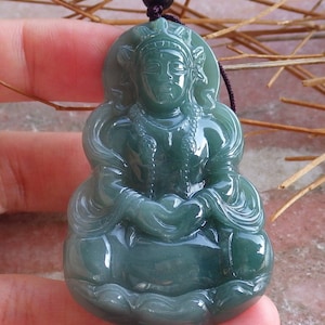 Certified Natural Hand Carved Myanmar Burma Green A Jade jadeite Guanyin Kwan Yin God Pendant Necklace