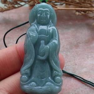 Certified Hand Carved Natural Guatemala A Jade Jadeite Guanyin Kwan yin Pendant Necklace