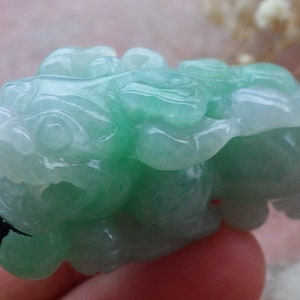 Certified Hand Carved Natural Myanmar Burma A Jade jadeite Dragon Pi Xiu Lucky Amulet Pendant Necklace