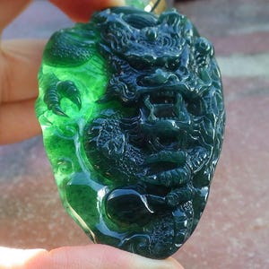 Certified Hand Carved Natural Myanmar Burma Grade A Jade jadeite Dragon Lucky Amulet Pendant Necklace