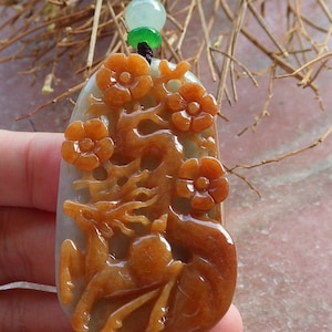 Certified Hand Carved Green Yellow Myanmar Burma 100% Natural A Jade jadeite Deer Flower Pendant Necklace